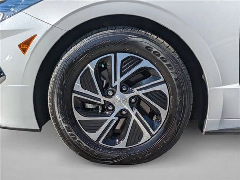 Used 2022 Hyundai Sonata Blue image 22