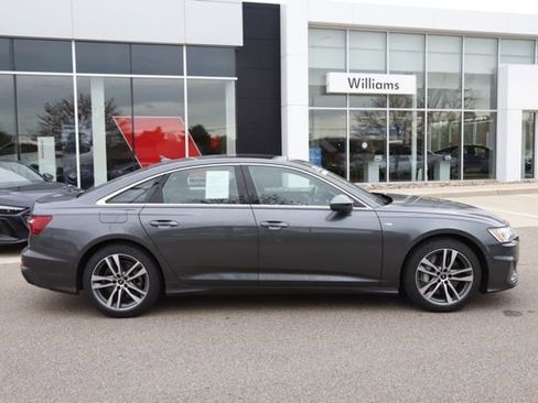 Used 2022 Audi A6 Premium Plus w/ Premium Plus Package AWD/4WD image 2