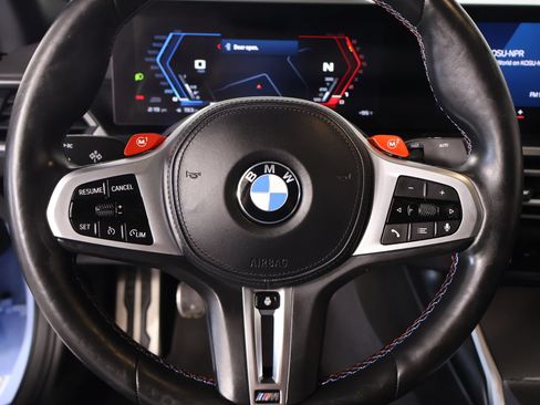 Used 2023 BMW M2 w/ Lighting Package RWD image 3