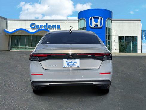 New 2026 Honda Accord SE image 5