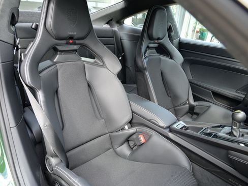 Used 2026 Porsche 911 GT3 image 42