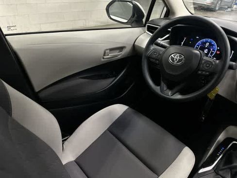 Used 2026 Toyota Corolla LE FWD image 12