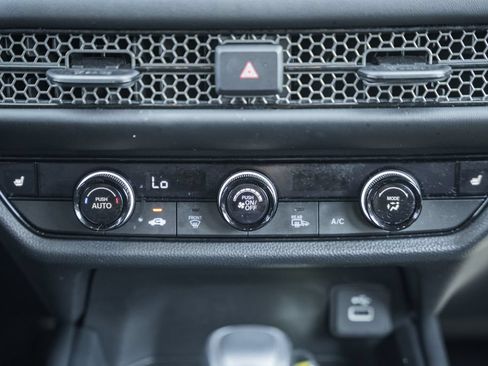 Certified 2025 Honda HR-V Sport image 20