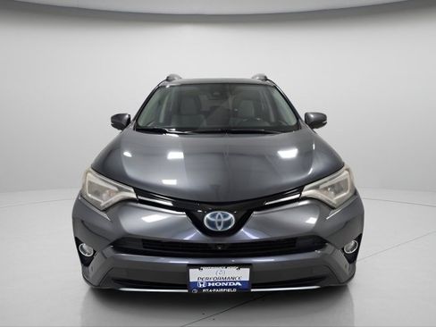 Used 2018 Toyota RAV4 Limited w/ Advanced Technology Package image 9