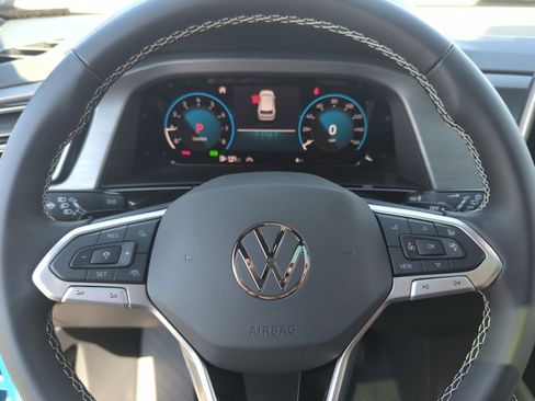 New 2026 Volkswagen Atlas Cross Sport SE image 9