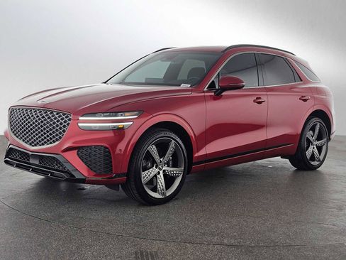 Used 2025 Genesis GV70 3.5T Sport w/ Sport Prestige Package image 8