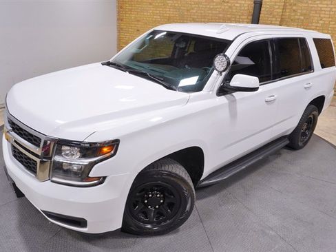 Used 2018 Chevrolet Tahoe 4WD image 2