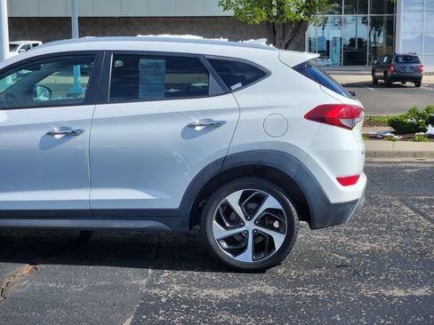 Used 2016 Hyundai Tucson Limited FWD image 4