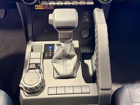New 2026 Toyota 4Runner 4WD image 14