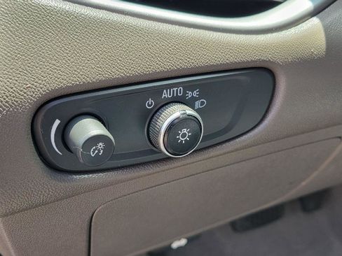 Used 2022 Chevrolet Malibu LT image 10