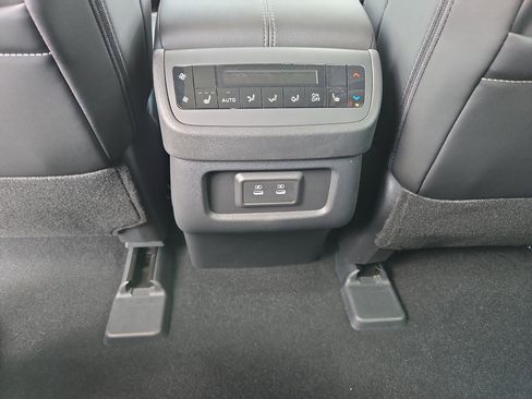 New 2026 Nissan Pathfinder SL w/ SL Premium Package image 18