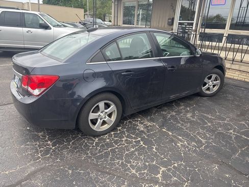 Used 2015 Chevrolet Cruze LT FWD image 4