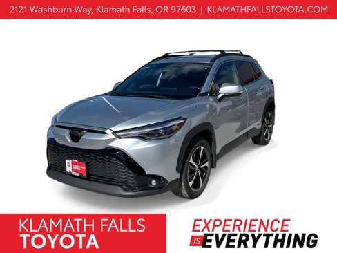 Used 2023 Toyota Corolla Cross XSE w/ Convenience Package image 1