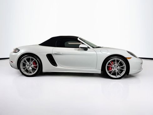 Used 2022 Porsche 718 Boxster S image 8