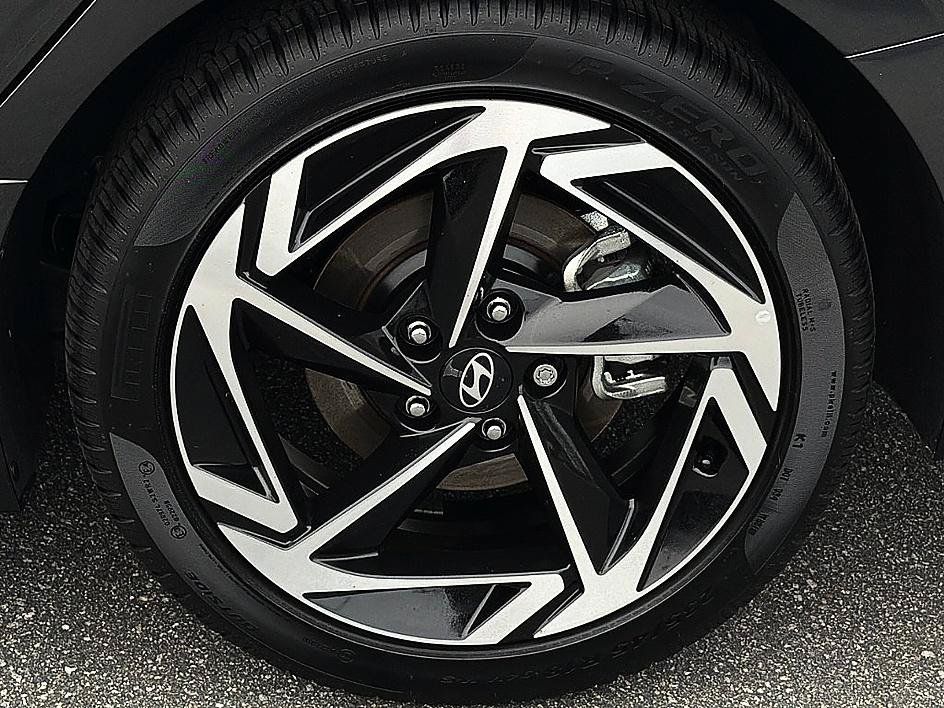 Certified 2026 Hyundai Sonata SEL FWD image 6