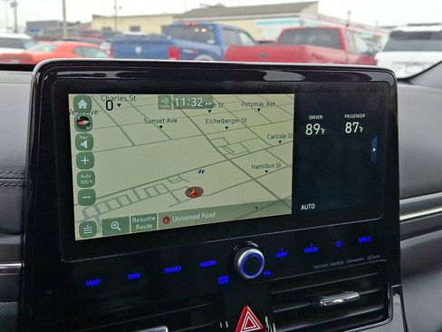 Used 2020 Hyundai Ioniq Limited image 24