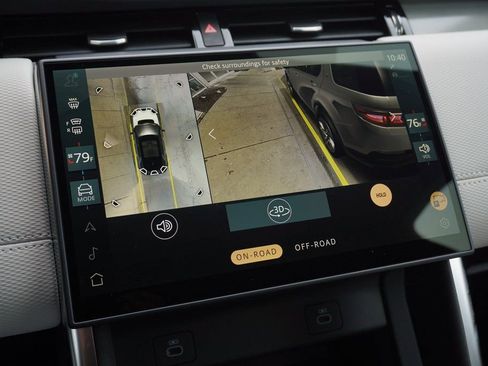 New 2026 Land Rover Discovery Sport Landmark AWD/4WD image 26