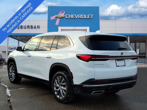 Used 2025 Buick Enclave Preferred image 7