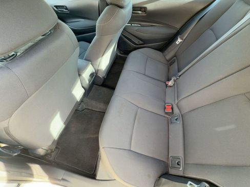 Used 2022 Toyota Corolla LE image 21