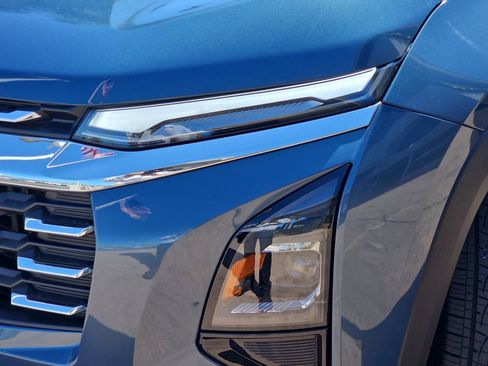 New 2026 Chevrolet Equinox LT FWD image 33