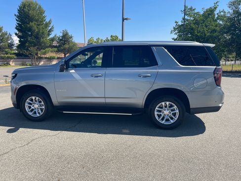Used 2025 Chevrolet Tahoe LT AWD/4WD image 8