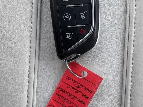 Used 2022 Cadillac Escalade Premium Luxury Platinum image 30