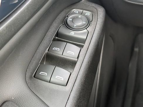 Used 2023 Chevrolet Equinox LT FWD image 21