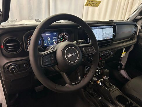 New 2026 Jeep Wrangler Unlimited Rubicon image 2