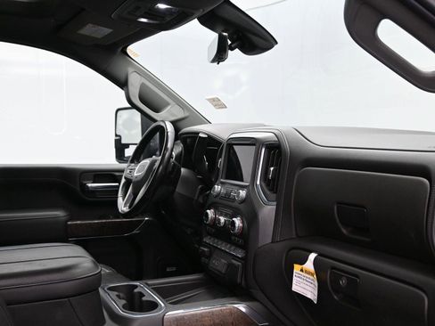Used 2023 GMC Sierra 3500 Denali w/ Denali Ultimate Package image 14