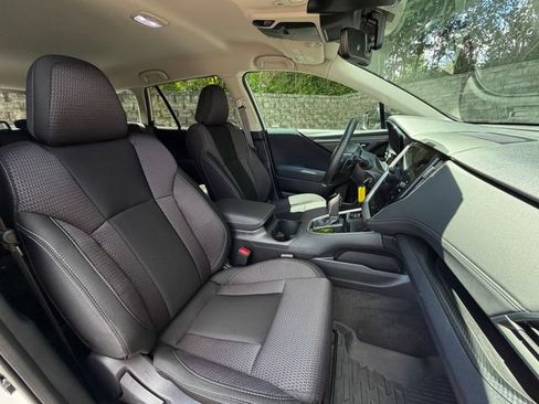 Used 2025 Subaru Outback Premium w/ Popular Package #1A AWD/4WD image 20