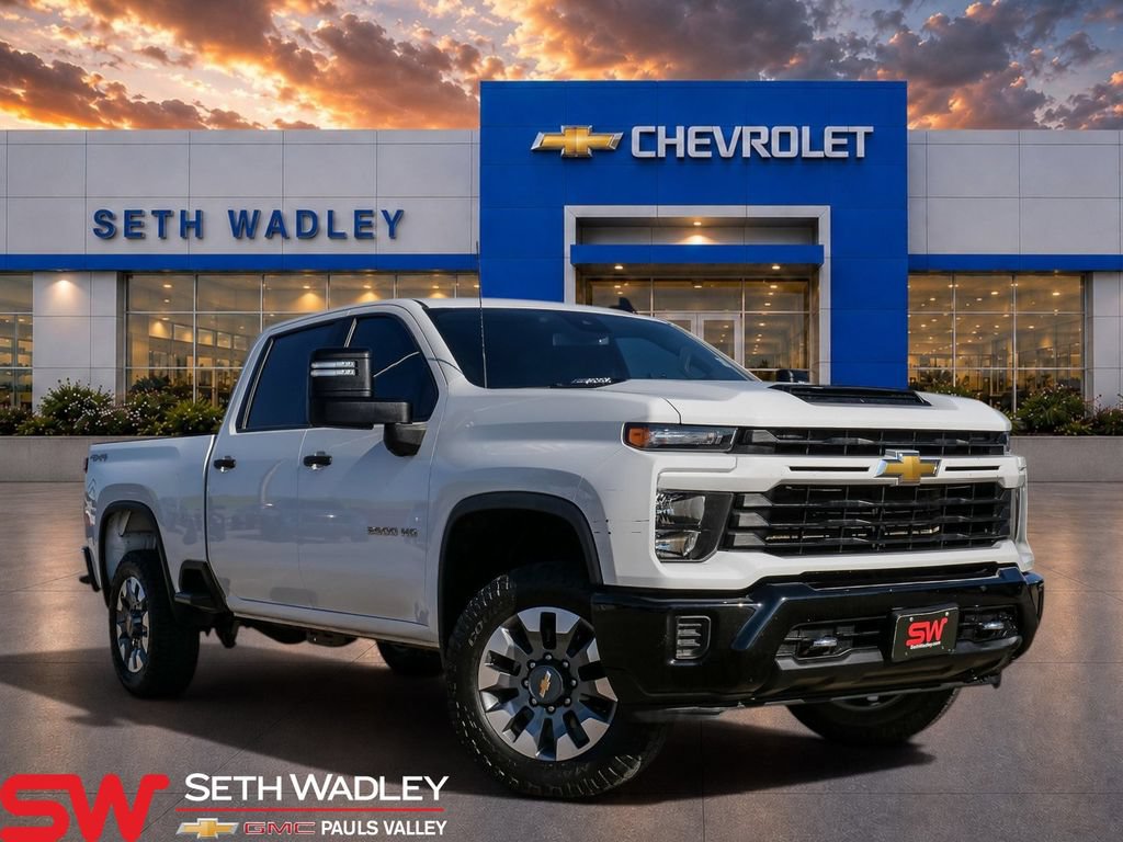 Used 2024 Chevrolet Silverado 2500 Custom w/ Custom Value Package AWD/4WD image 1