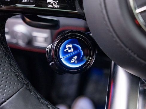 New 2026 Mercedes-Benz GLE 53 AMG 4MATIC image 32