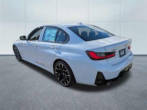 New 2026 BMW 330i xDrive Sedan w/ M Sport Package image 5