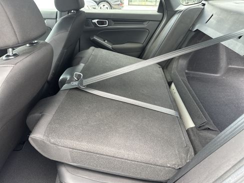 Used 2024 Honda Civic Sport image 27