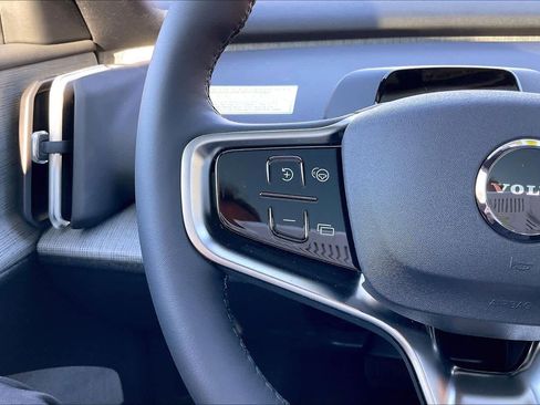 New 2026 Volvo EX30 Ultra image 17