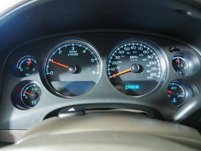 Used 2011 Chevrolet Suburban LTZ AWD/4WD image 33