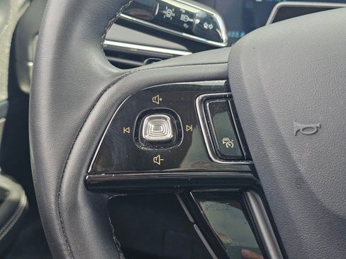 Used 2024 Lincoln Corsair AWD w/ Equipment Group 102A image 30
