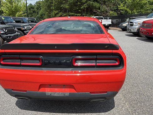 Used 2020 Dodge Challenger SXT w/ Blacktop Package AWD/4WD image 9