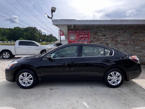 Used 2010 Nissan Altima 2.5 SL w/ SL Pkg FWD image 3