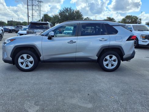 Used 2020 Toyota RAV4 XLE AWD/4WD image 22