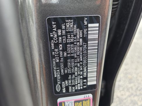 Used 2025 Genesis GV70 2.5T AWD/4WD image 41