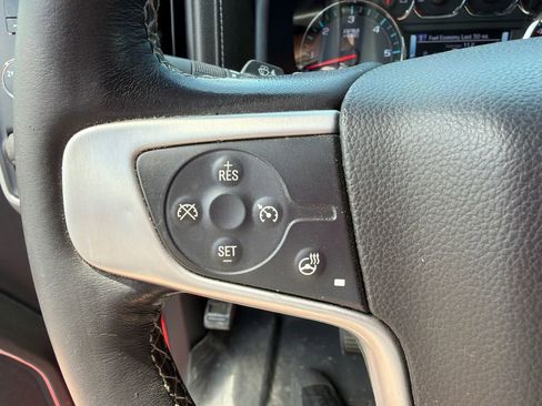 Used 2018 GMC Sierra 2500 SLT AWD/4WD image 28
