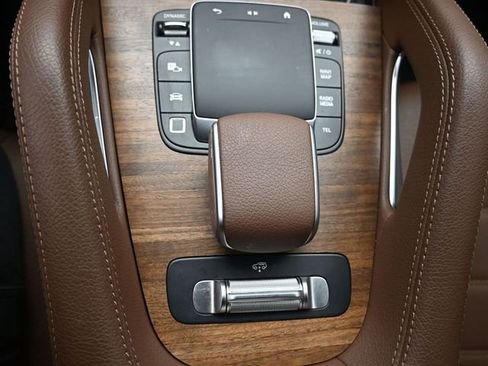 Used 2026 Mercedes-Benz GLS 450 4MATIC image 13