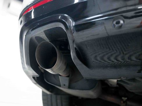 Used 2015 Chevrolet SS RWD image 33