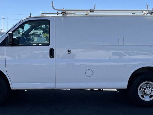 Used 2013 Chevrolet Express 2500 RWD image 8