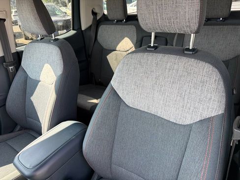Used 2022 Ford Maverick XLT FWD image 11