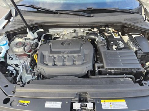 Used 2021 Volkswagen Tiguan SE R-Line image 15