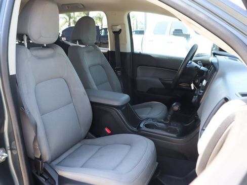 Used 2019 Chevrolet Colorado W/T w/ WT Convenience Package RWD image 34