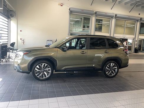 Used 2026 Subaru Forester Touring AWD/4WD image 6