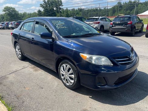 Used 2013 Toyota Corolla LE FWD image 3